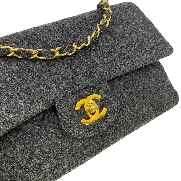 Chanel Vintage Quilted Wool Medium Classic Double Flap Bag - Picture 6 of 8